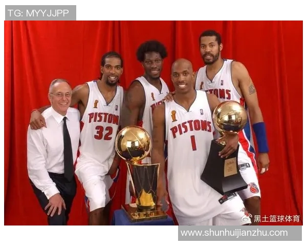 2000年76人对决历史强队的精彩瞬间与传奇球员的巅峰表现回顾 2000年76人对决历史强队的精彩瞬间与传奇球员的巅峰表现回顾