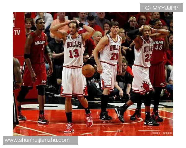 2006年NBA总决赛经典对决火箭队与热火队精彩录像回顾 2006年NBA总决赛经典对决火箭队与热火队精彩录像回顾